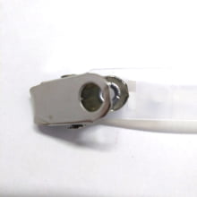 Clips jacaré ou Presilha para crachá com Alça Leitosa - Mín 015 - Gráfica Globalcards
