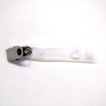 Clips jacaré ou Presilha para crachá com Alça Leitosa - Mín 015 - Gráfica Globalcards