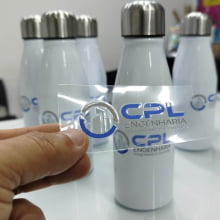Adesivo DTF UV Materiais Rígidos Personalizado - Gráfica Globalcards